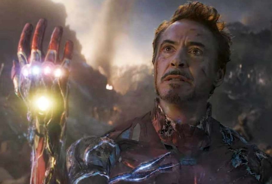 Robert Downey Jr Kembali sebagai Iron Man di Wahana Disney, Hadapi King Thanos pada 2028