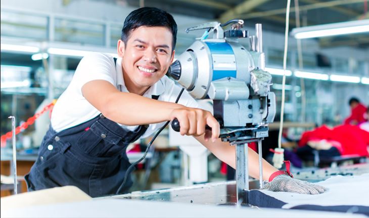 Pemerintah Buka Lagi Program Magang Bergaji UMK, Targetkan 80.000 Lulusan Baru