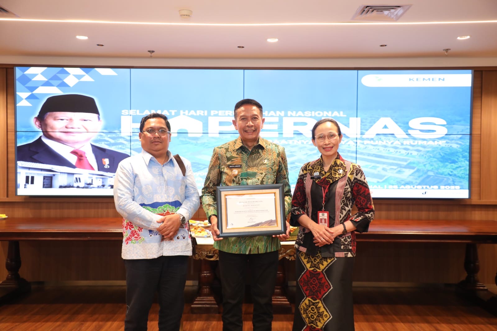 Postur APBD Dinilai Pro Perumahan Rakyat, Pemkot Malang Raih Penghargaan dari Menteri PKP 