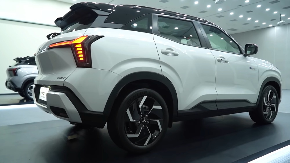 Mitsubishi New XForce HEV Punya Mode Charge, Isi Baterai Kurang dari 3 Menit