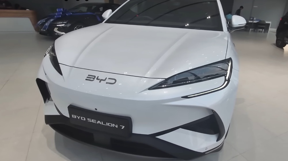 BYD Sealion 7 Performance Diskon Besar, Mobil Listrik 2025 Kini Dibanderol Mulai Rp600 Jutaan