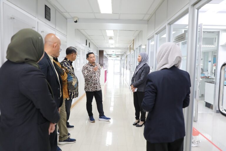 UB Perkuat Kolaborasi Global, Kunjungi Halal Science Center Chulalongkorn University