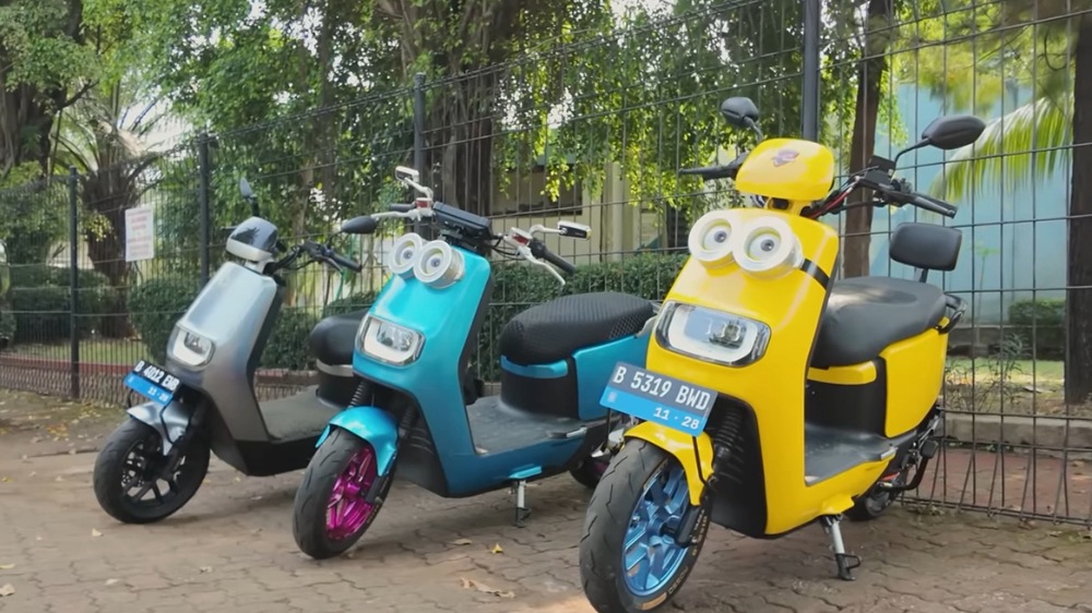 Motor Listrik Modifikasi Bikin Heboh! E8S Pro dan Dua Skutik Ini Ternyata Bisa Sekencang Ini