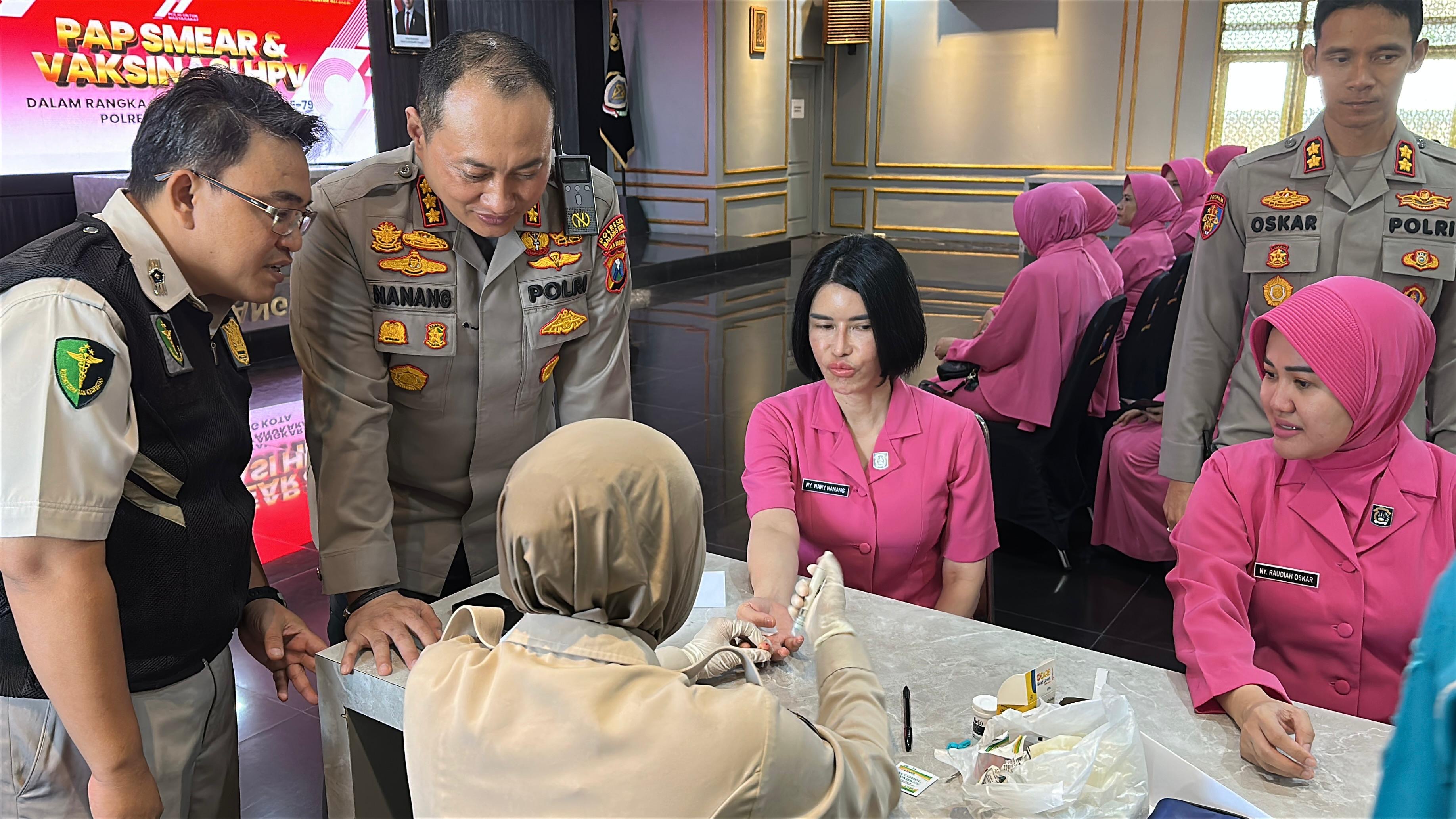 Cegah Kanker Serviks, Polresta Malang Kota Gelar Pap Smear & Vaksin HPV Gratis Peringati Hari Bhayangkara