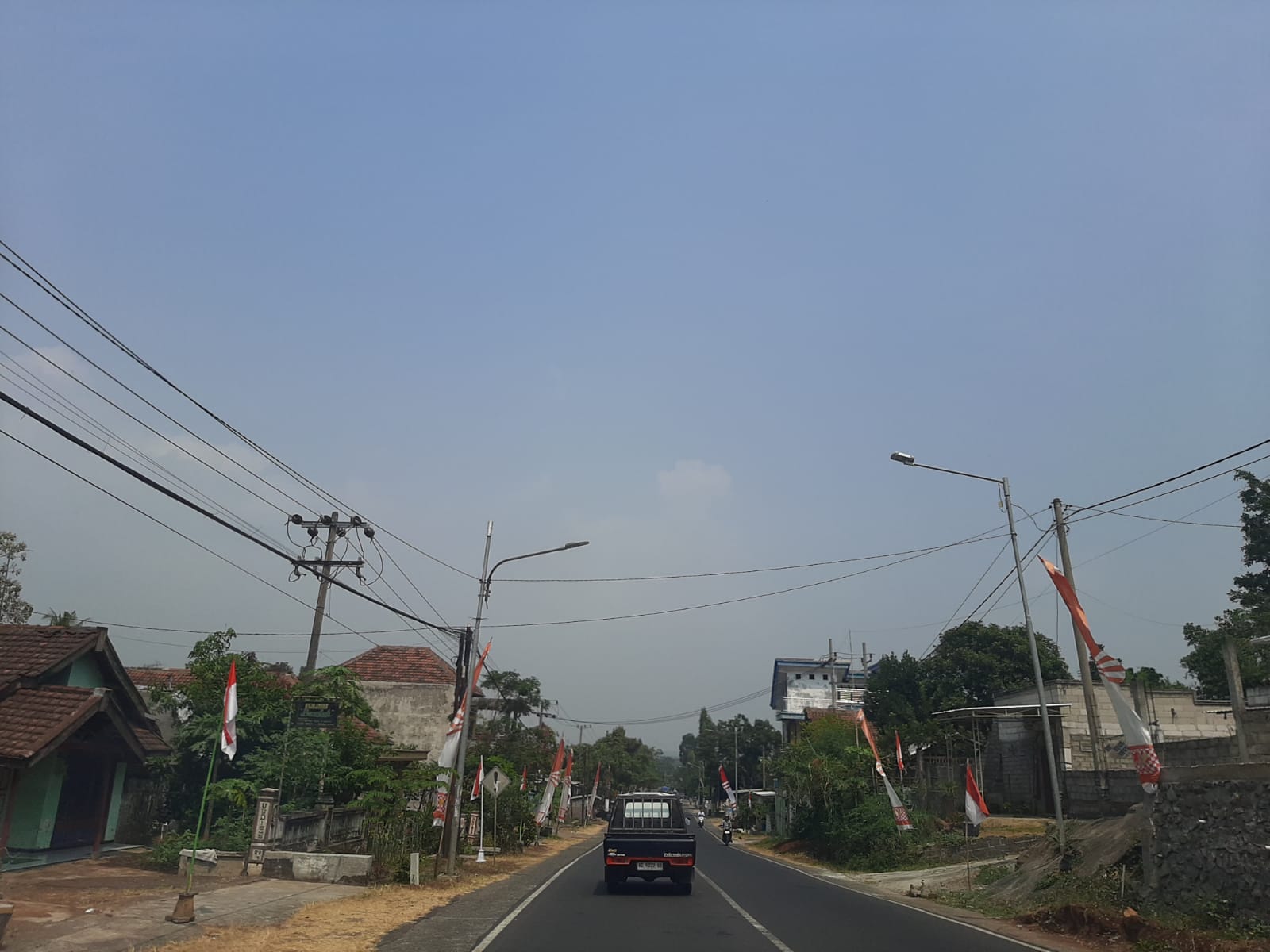 Cuaca Malang Raya Rabu 26 Agustus 2026: Cerah, Suhu 13-30°C, Pantai Selatan Waspada Gelombang