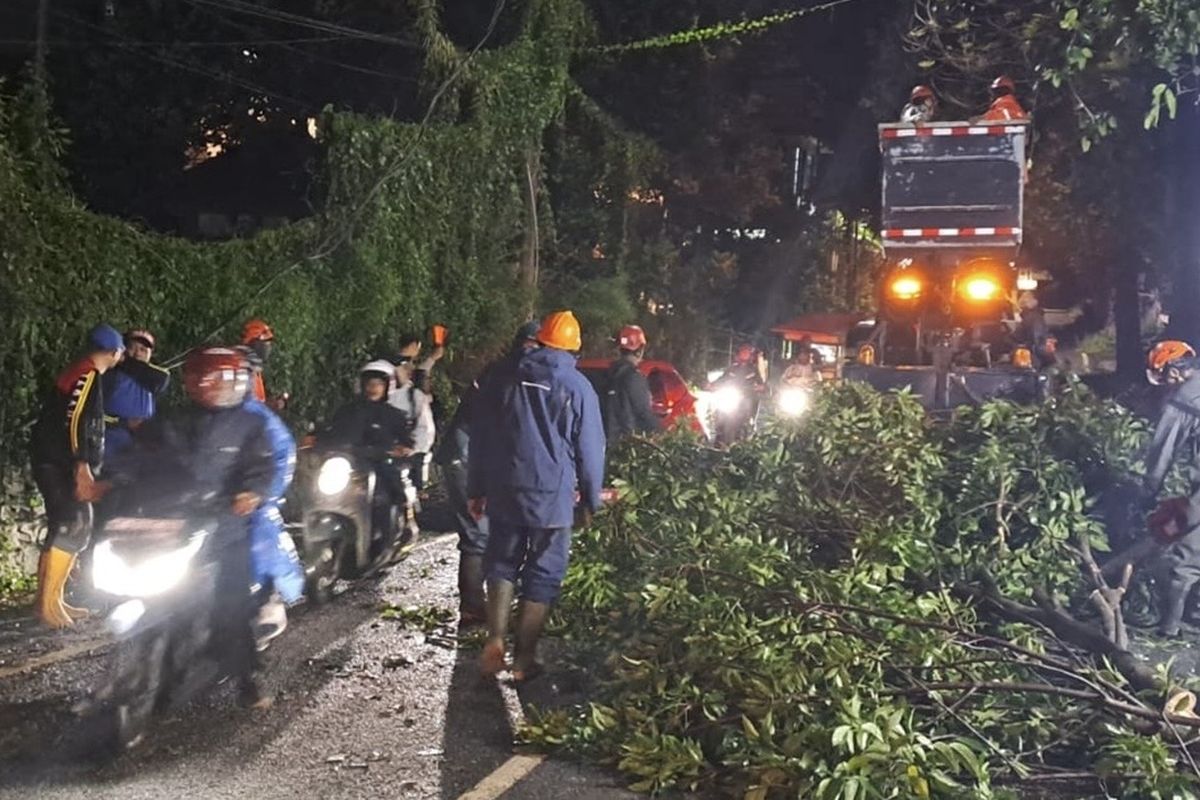 Cuaca Malang Raya 7 Maret: Kota-Kabupaten Berawan, Batu Hujan Ringan, BMKG Kembali Peringatkan Cuaca Ekstrem