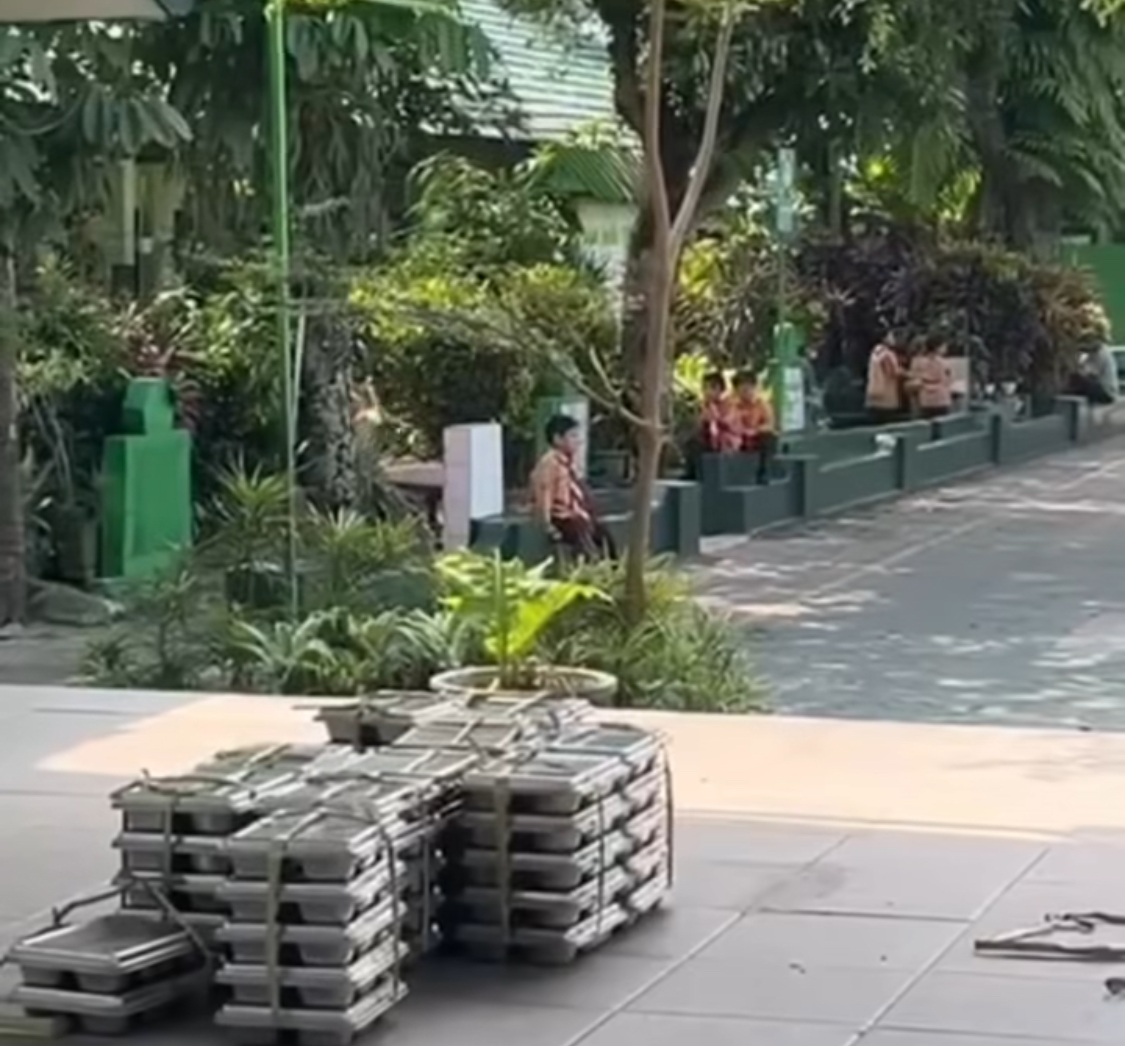 Tiga Menu MBG di SDN 2 Dinoyo Terindikasi Terkontaminasi Mikroba, Dinkes Kota Malang Lakukan Evaluasi Ketat