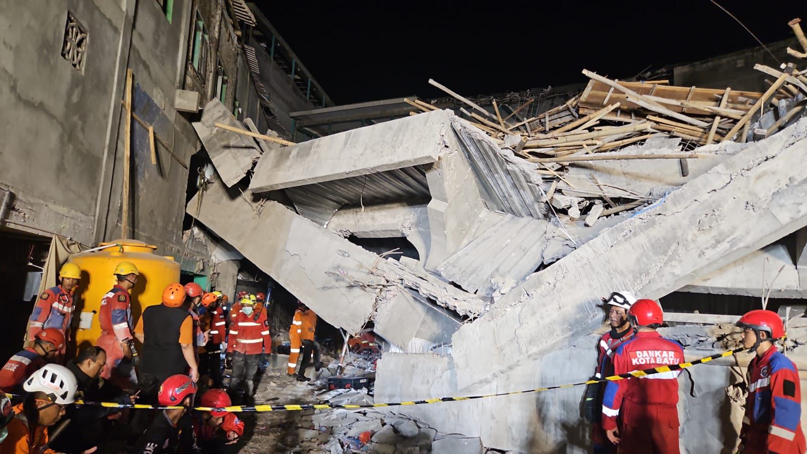 6 Santri Kedungkandang, Malang, Jadi Korban Bangunan Ambruk di Ponpes Al Khoziny Sidoarjo