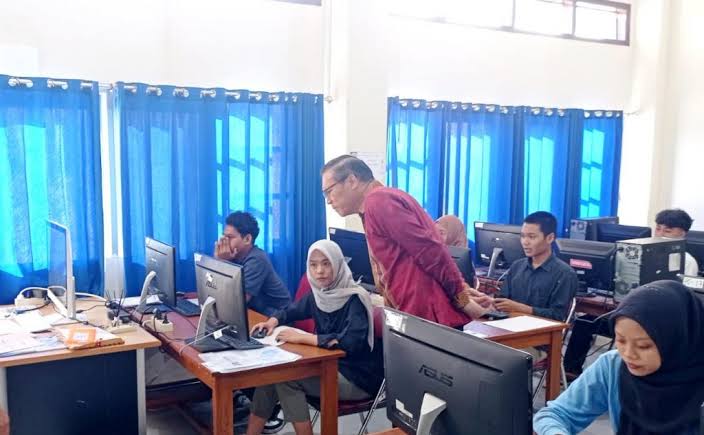 Hari Kedua UTBK SNBT di UM Berjalan Lancar, Tingkat Kehadiran Capai 95 Persen