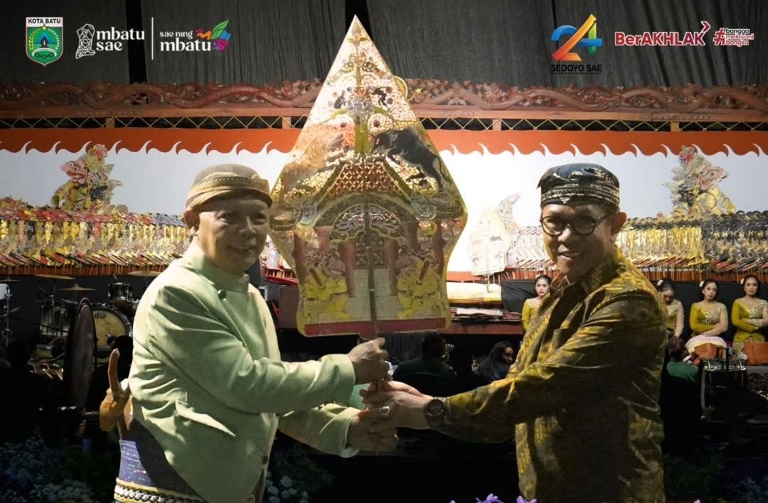 Resepsi Hari Jadi ke-24 Kota Batu Dilanjut Wayangan, Warga Senang dengan Suguhannya