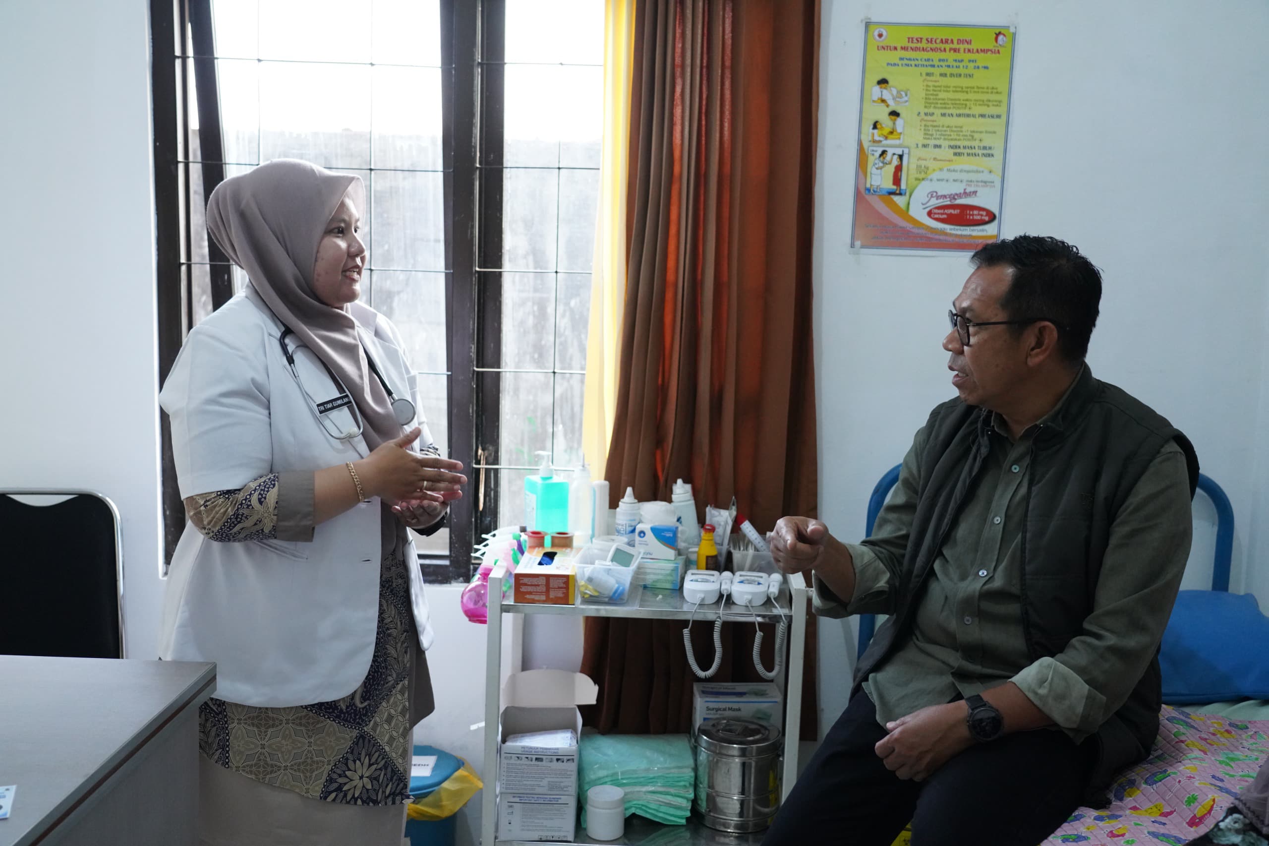 Cak Nur Tegaskan Program Satu Desa Satu Dokter Bukan Sekadar Slogan