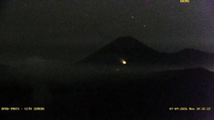 Titik Api Baru Muncul di Lereng Semeru, Padahal Karhutla Baru Dinyatakan Padam