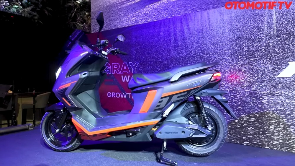 Polytron Fox 350 Resmi Meluncur, Motor Listrik Rp15 Jutaan Ini Disebut Mirip NMAX dan PCX