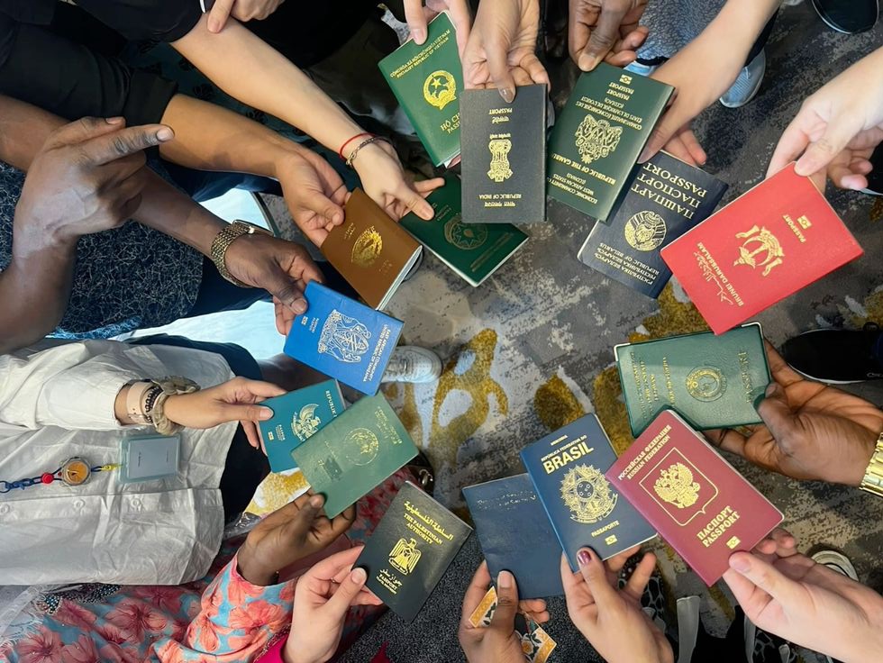 Menilik Kekuatan Paspor Indonesia di Kancah Global 2025