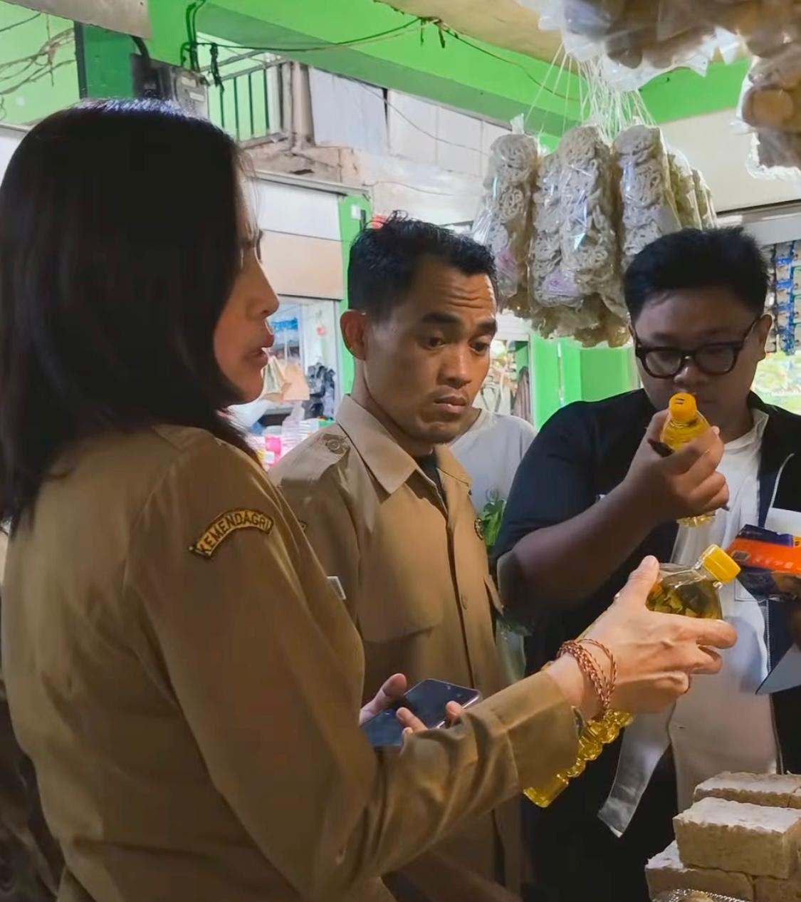 Diskopindag Kota Malang Awasi Minyakita, Temuan Isi Kurang dari 1 Liter