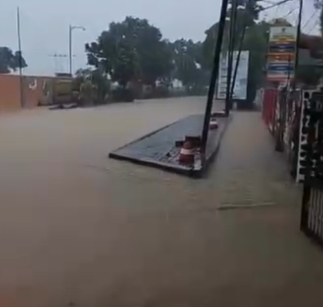 Pemkab Malang Langsung Salurkan Bantuan untuk 2.228 Jiwa Terdampak Banjir Sitiarjo