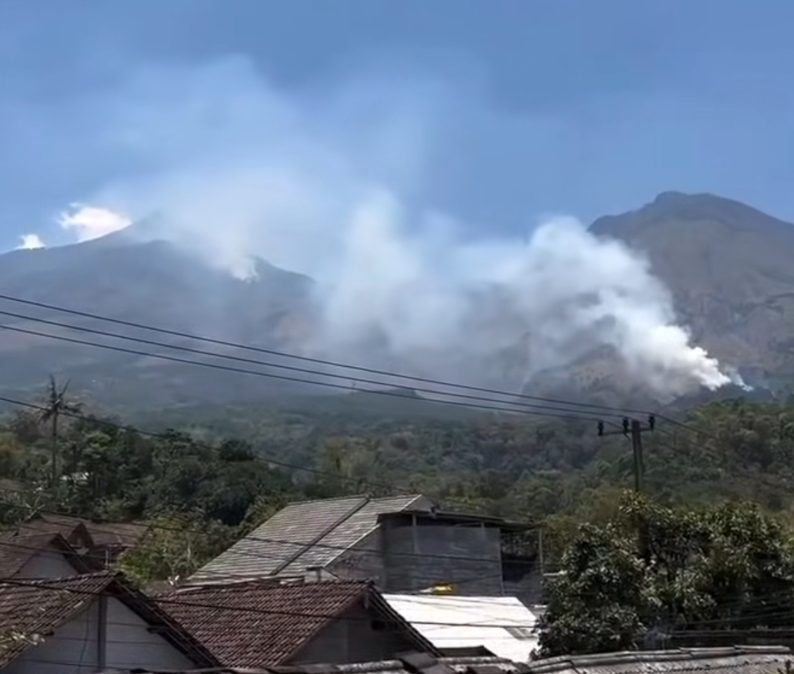 Kebakaran Gunung Arjuno-Welirang Belum Padam, Api Tersebar di Lima Titik