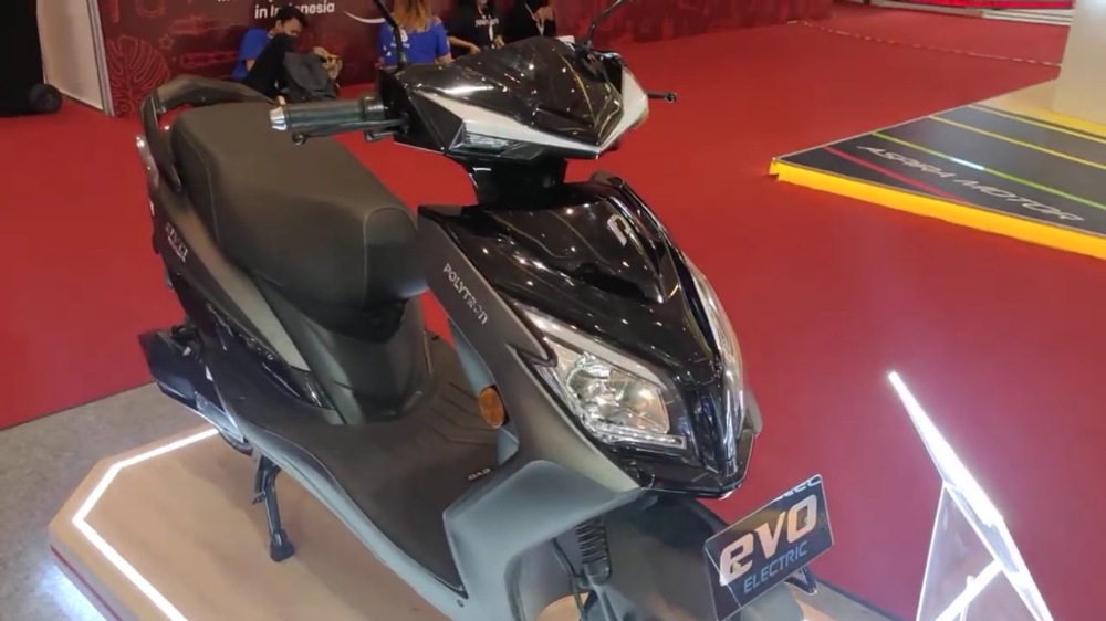 Polytron Evo Elektrik Bikin Geger! Motor Listrik Entry Level Cuma 60 Km/Jam, Cocok atau Tidak?
