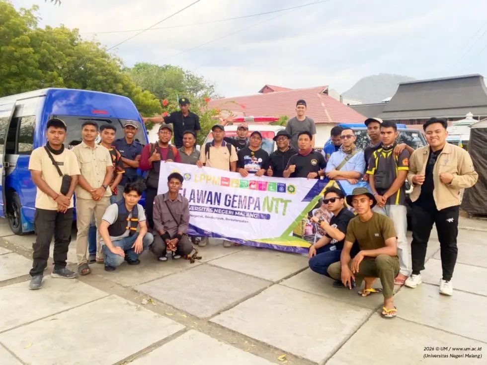 Tim Relawan UM Tempuh 10 Jam Menuju Manggarai Timur, Bawa Dukungan Kesehatan dan Psikososial