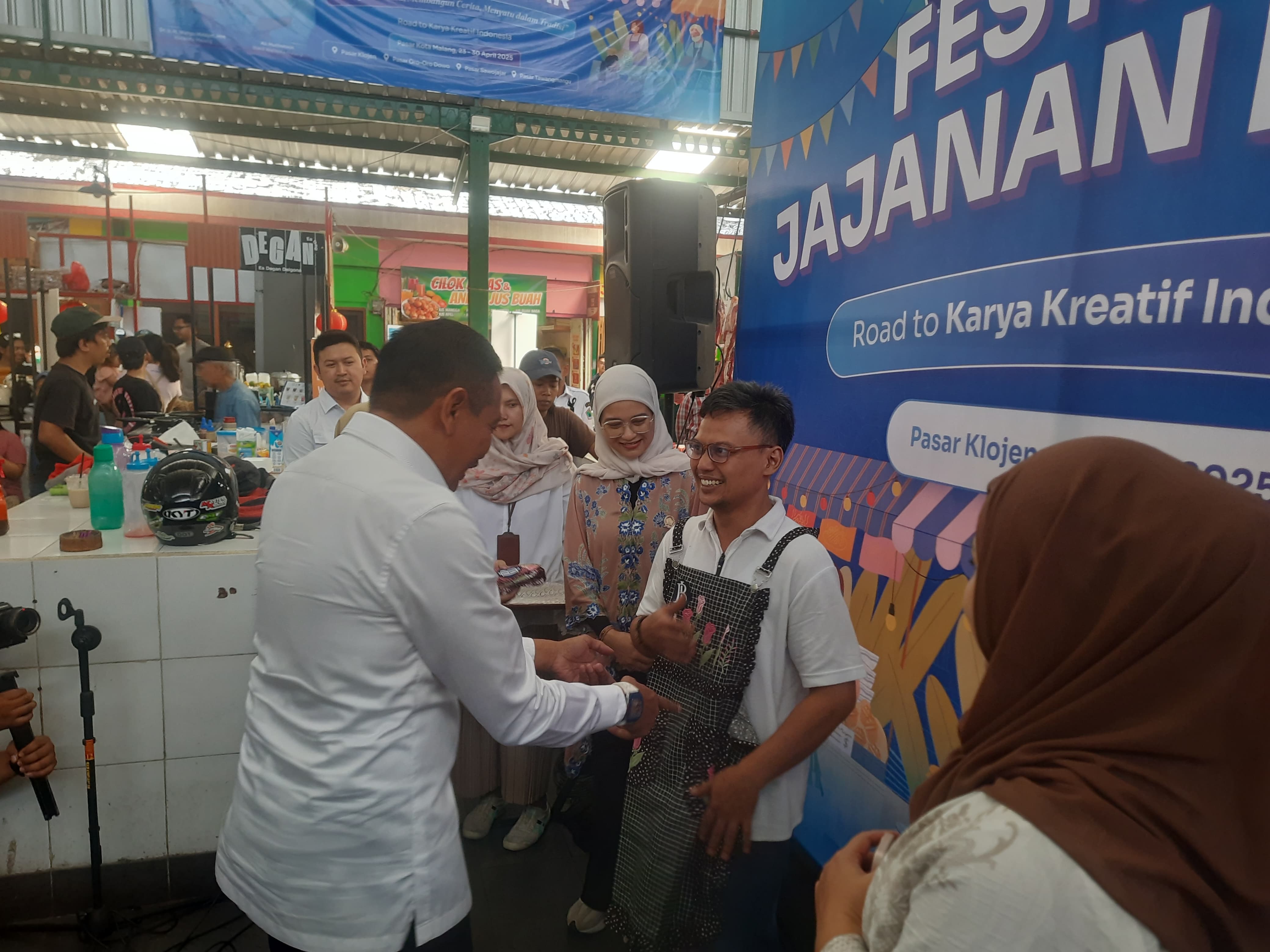 Ada Festival Jajanan di Pasar Klojen, Oro-Oro Dowo, Sawojajar dan Tawangmangu, Pakai QRIS Diskon 10 Persen