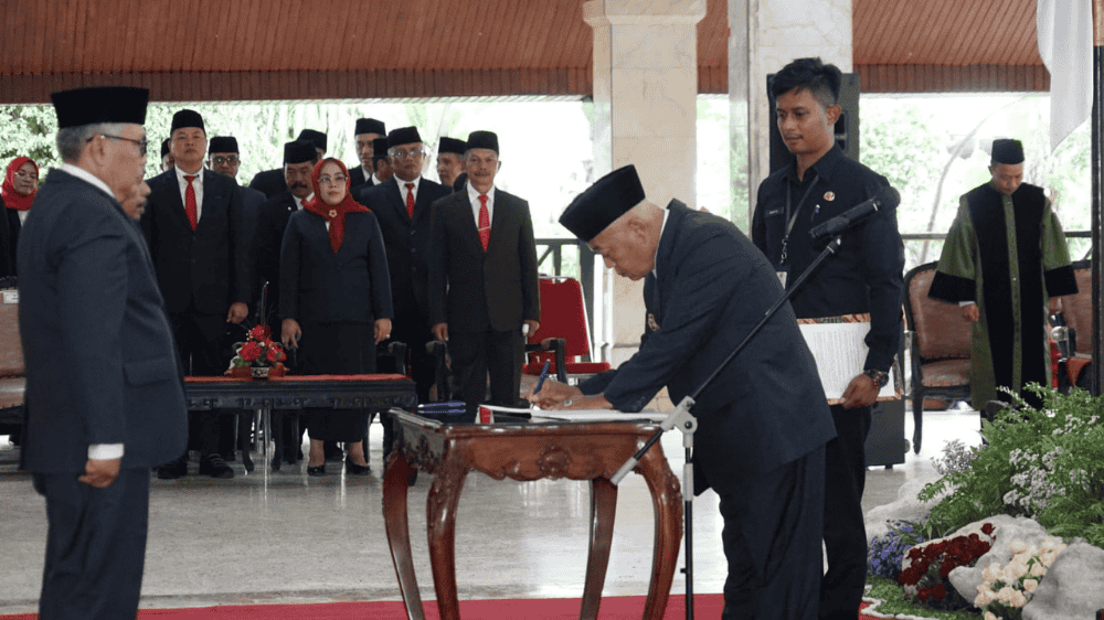 Lantik dan Kukuhkan 567 ASN, Bupati Malang Tekankan Profesionalisme dan Dedikasi