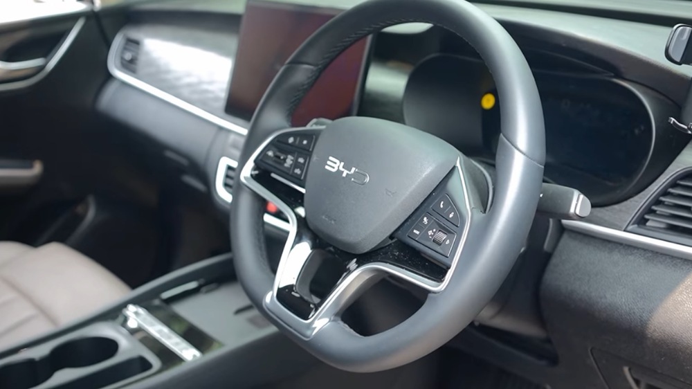BYD M6 DM-i Punya Dua Sumber Tenaga, Begini Cara Kerja Sistem PHEV-nya