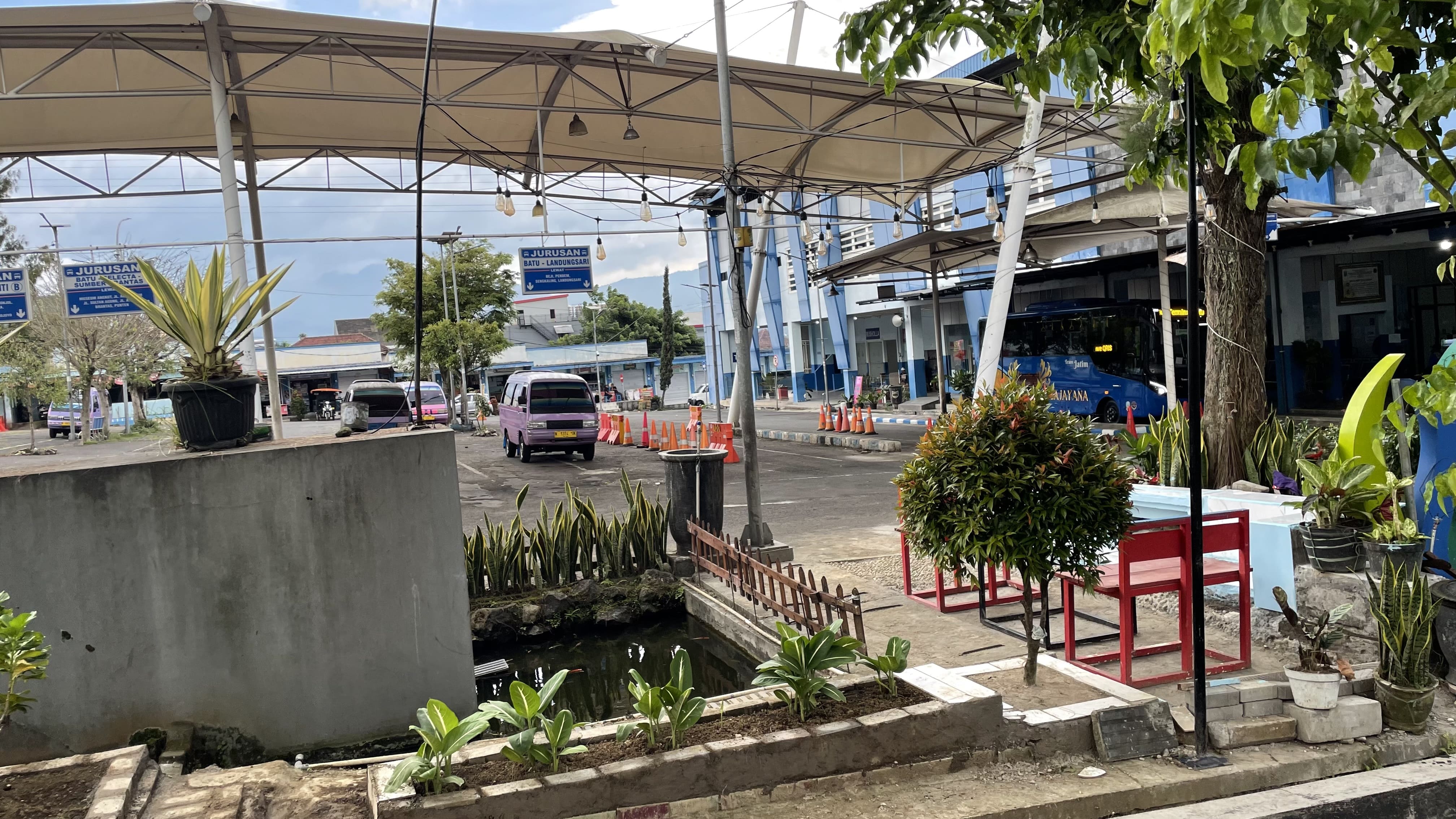 Terminal Kota Batu Sepi Senin Sore, Kondisi Biasa pada Hari Kerja