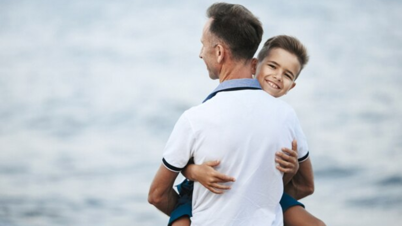 25 Ucapan Selamat Hari Ayah, Singkat, Menyentuh Hati dan Bermakna