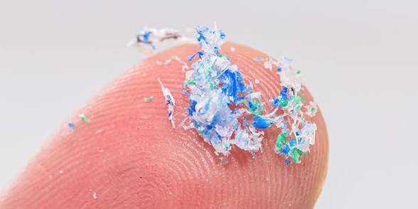Benarkah Sikat Gigi Plastik Melepaskan Mikroplastik? Ini Penjelasan Ilmiahnya