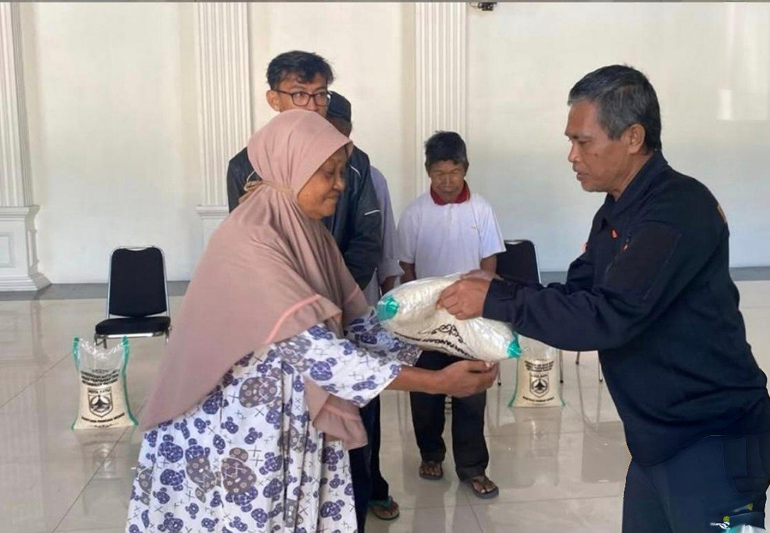 14.225 Keluarga di Kota Batu Dapat Bantuan Beras 30 Kg Sekaligus