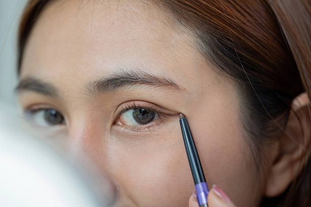 Bikin Mata Lebih Hidup: 9 Rekomendasi Eyeliner Terbaik Mulai Rp17 Ribu Saja!