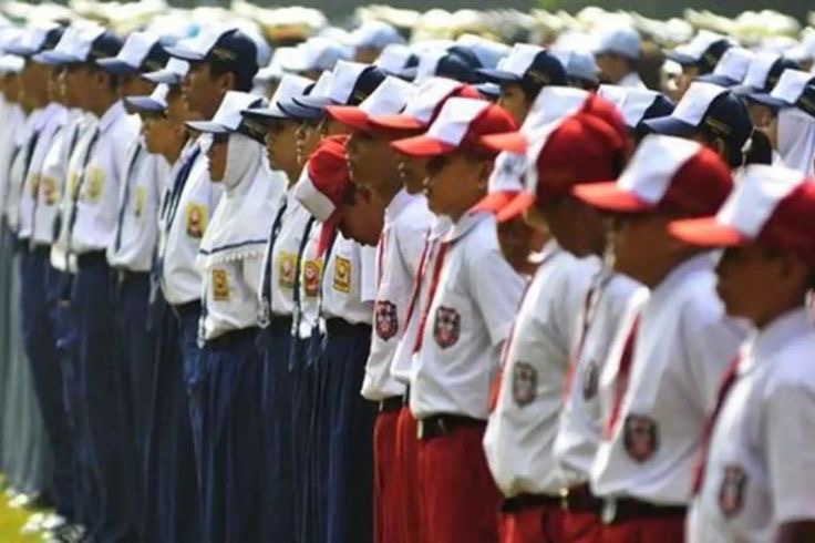 Seragam Gratis Dipangkas, Pemkot Malang Kini Hanya Sasar Siswa Miskin