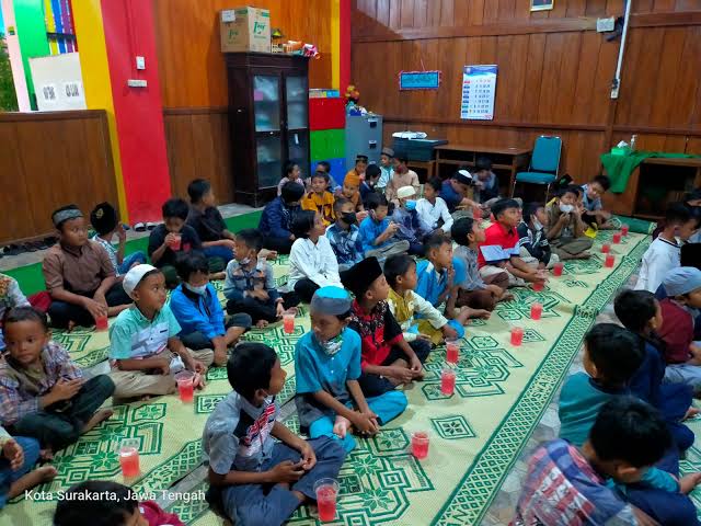 Badan Gizi Minta Ada Buka Bersama untuk Anak Sekolah sebagai Variasi Program Makan Bergizi Gratis 