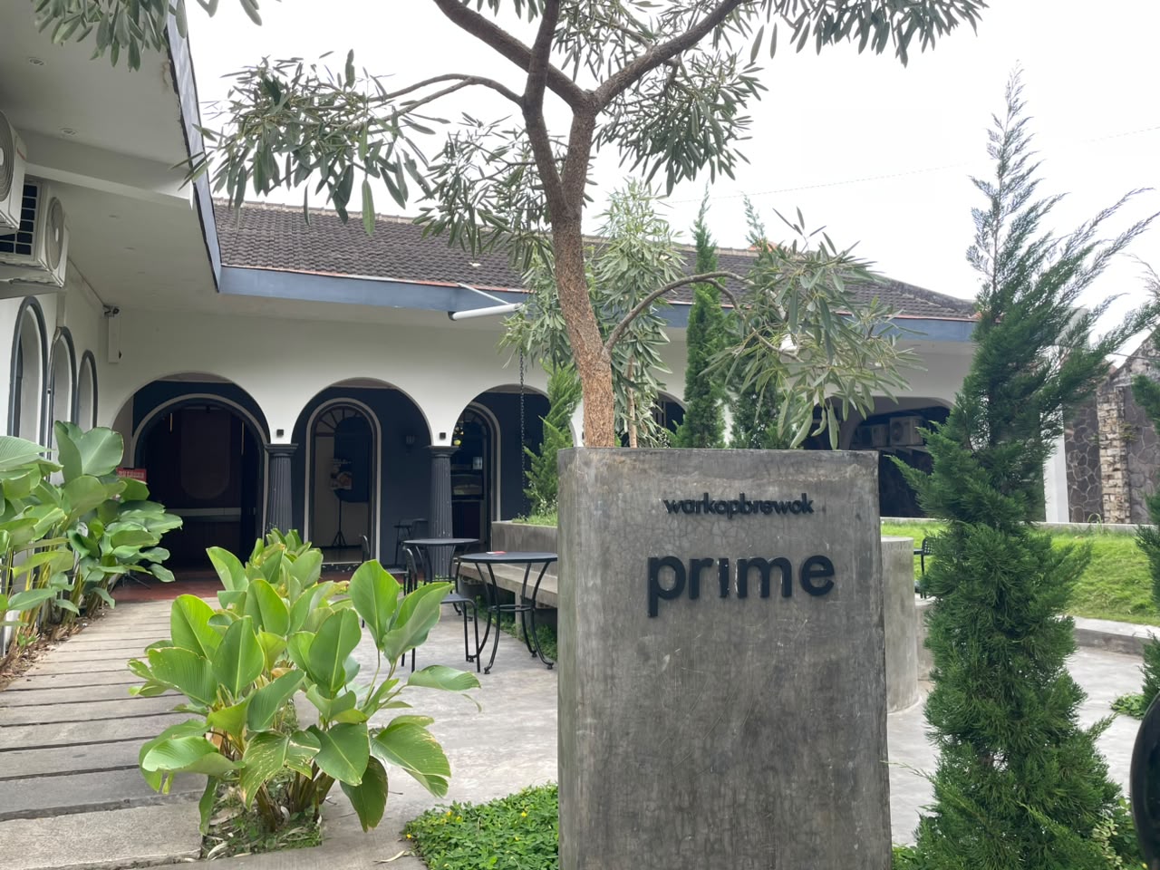 Brewok Prime, Kafe 24 Jam Favorit Mahasiswa dan Pekerja di Malang