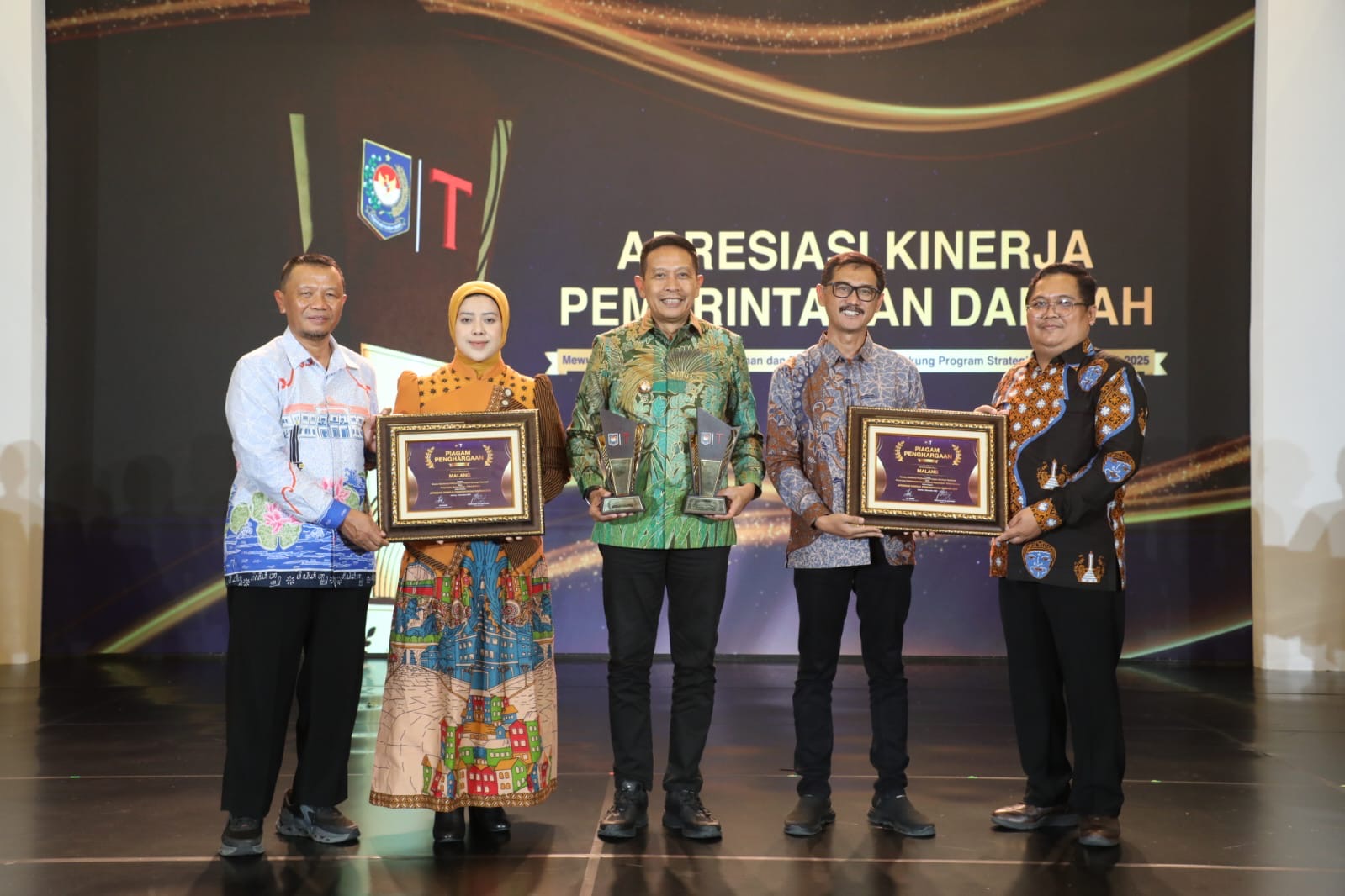 Kinerja 2025 Diakui Nasional, Pemkot Malang Sabet Dua Penghargaan Bergengsi Kemendagri