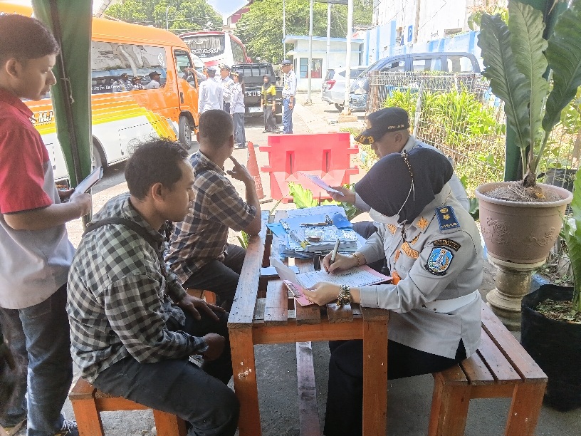 Ramp Check Malang Raya Temukan Pelanggaran Izin Angkutan dan Mati Uji Kir