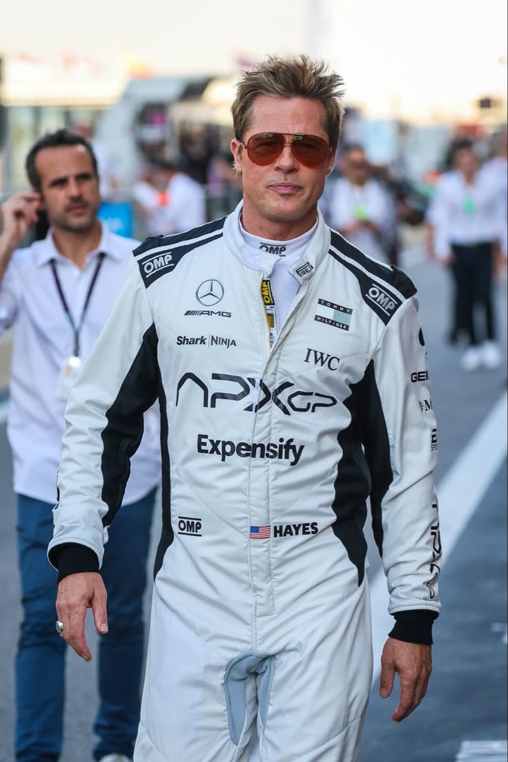 Brad Pitt Bawa F1 ke Layar Lebar, Rosé BLACKPINK hingga Doja Cat Ramaikan Soundtracknya