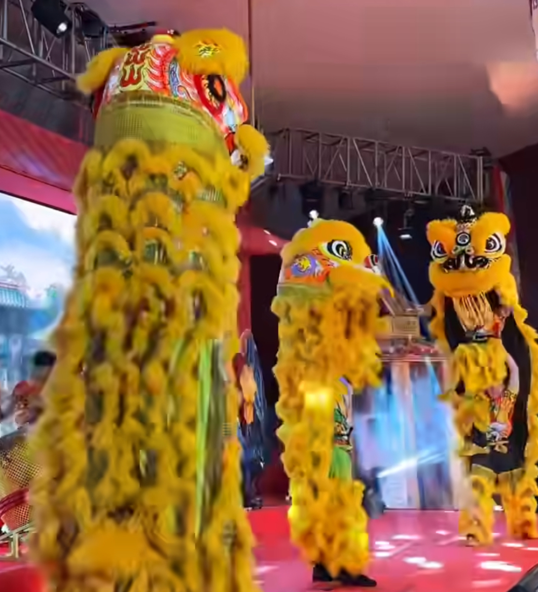 Hari Terakhir Imlek 2577, Klenteng Eng An Kiong Malang Dipadati Warga Lintas-Agama