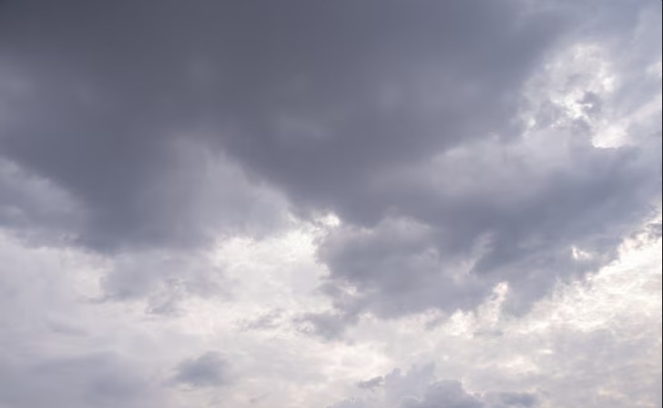 Prakiraan Cuaca 12 Desember: Malang Raya Diliputi Awan Tebal, Hujan Ringan-Sedang Sporadis