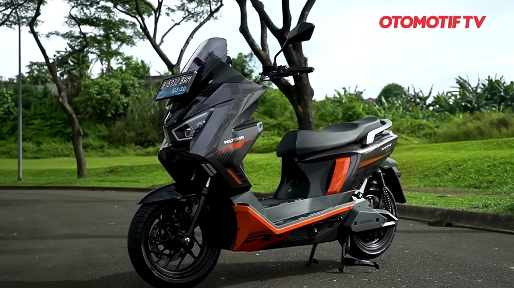 Polytron Fox 350 Bikin Geger! Motor Listrik Rp15 Jutaan Ini Ternyata Punya Fitur Setara Moge?
