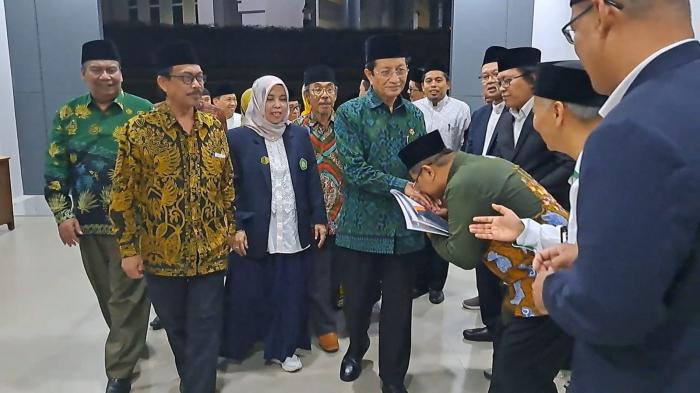 Resmikan Pusat Studi Pesantren, Menteri Agama RI: UIN Malang Harus Jadi Trensetter Cendekiawan Muslim