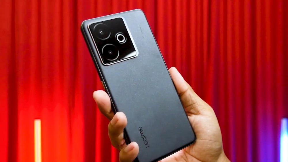 Realme GT 7T Resmi Hadir, HP Gaming Baterai 7000 mAh dengan Fast Charging 120 Watt