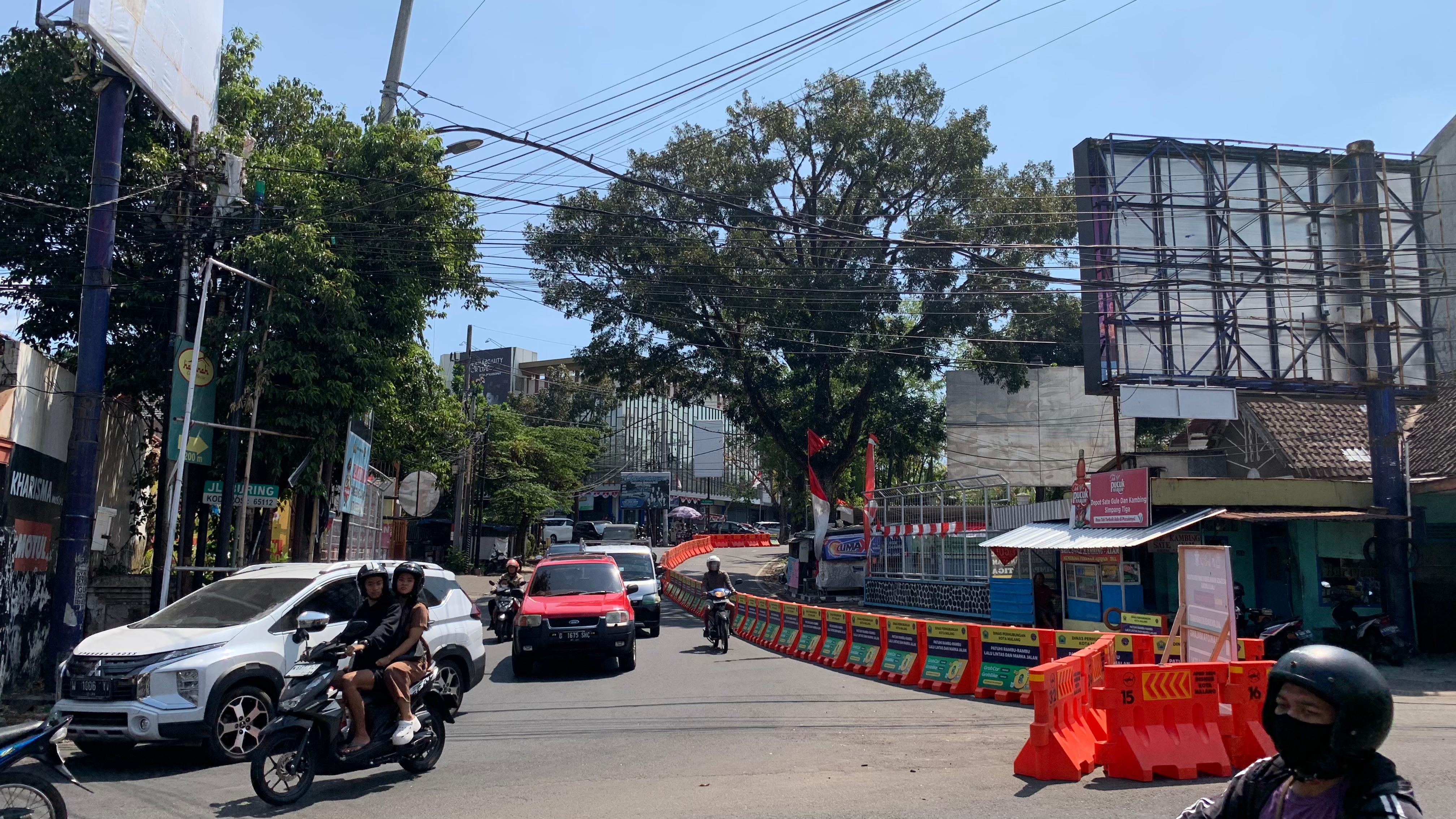 Urai Macet, Jalan Buring DIuji Coba Bisa Dua Arah