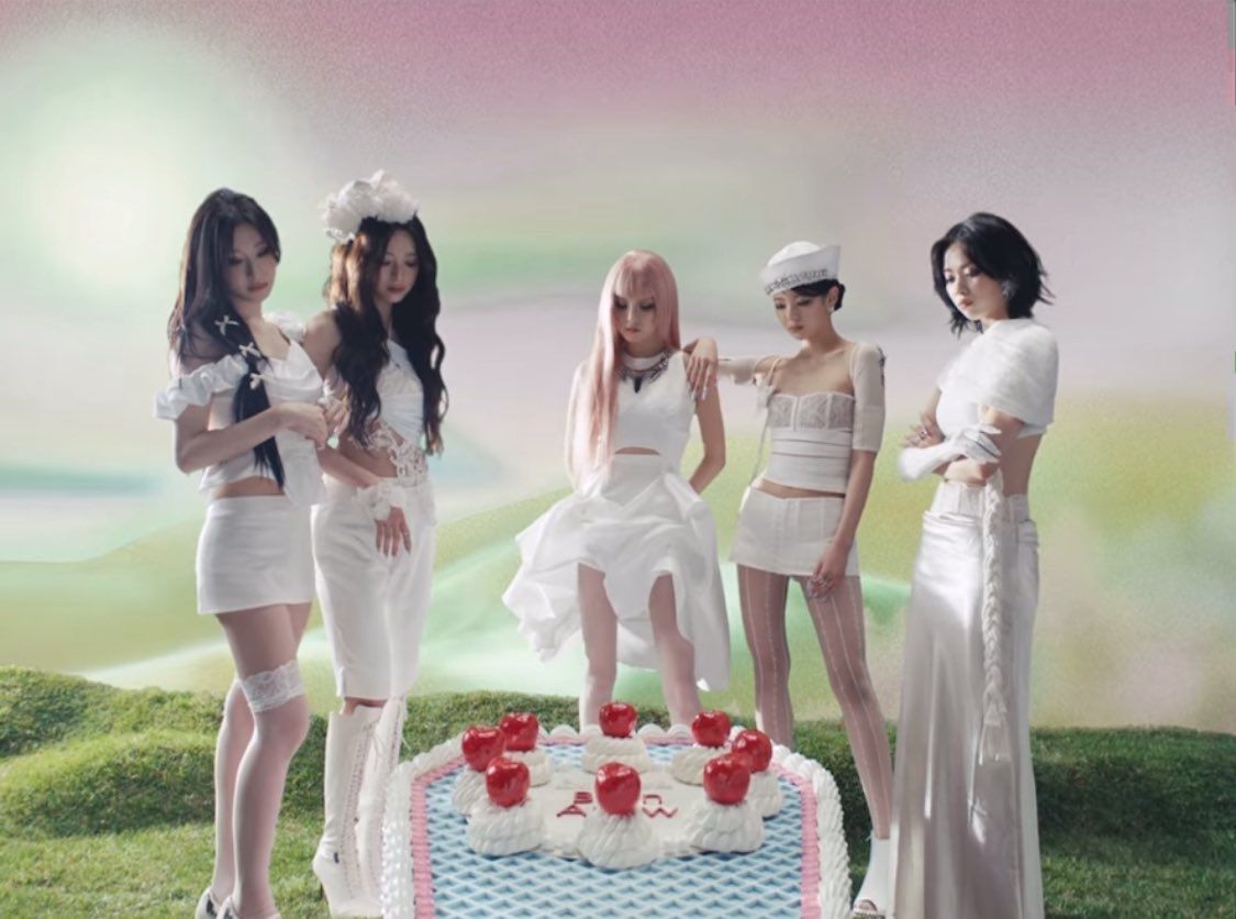 ITZY Kembali dengan 'Motto', Suguhkan Konsep Cerah dan Penuh Energi