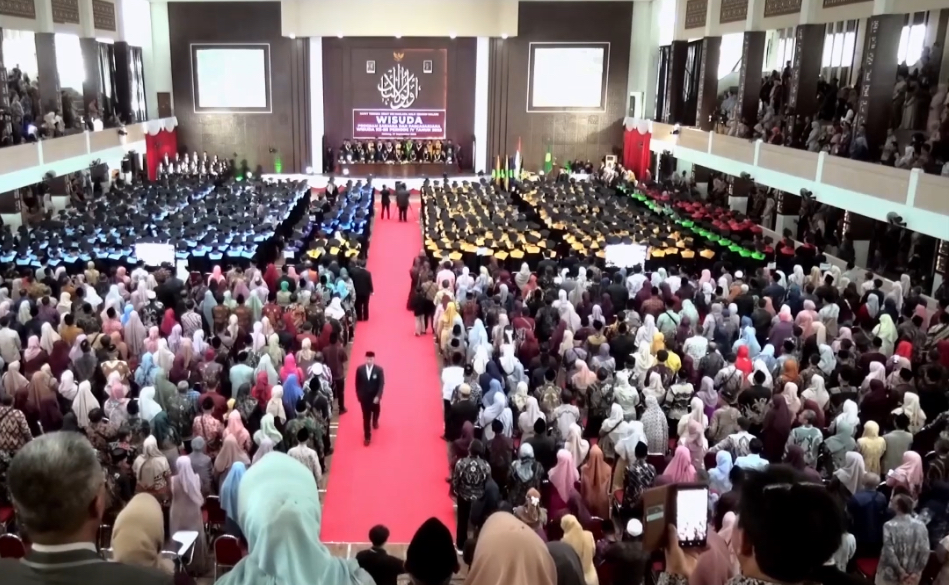 UIN Malang Wisuda 800 Lulusan, Melinda Raih Magister dengan IPK 4,00