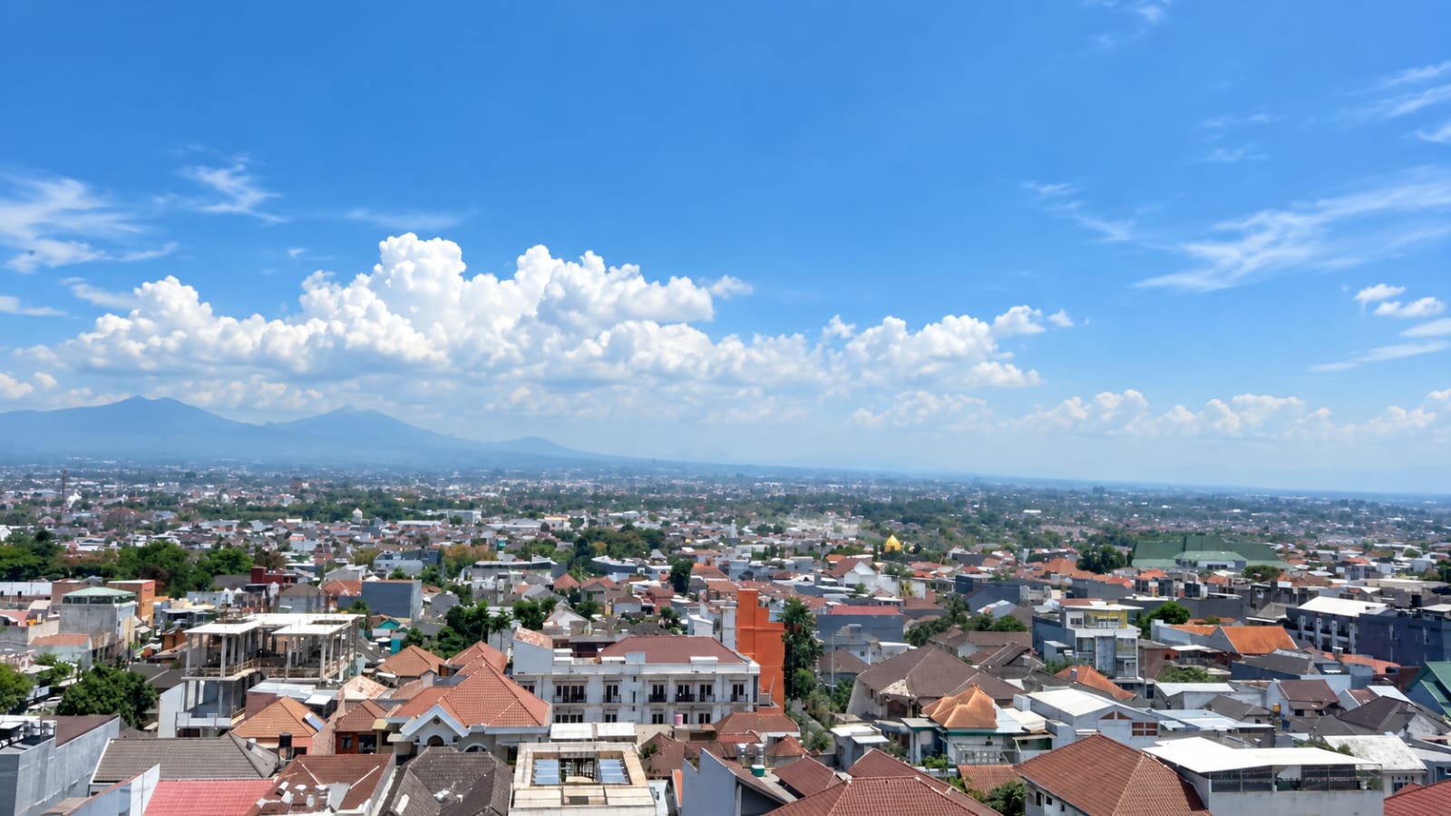 Cuaca Kota Malang 28 September 2026: Cerah, Suhu Tembus 33 Derajat, Ada Potensi Gerimis