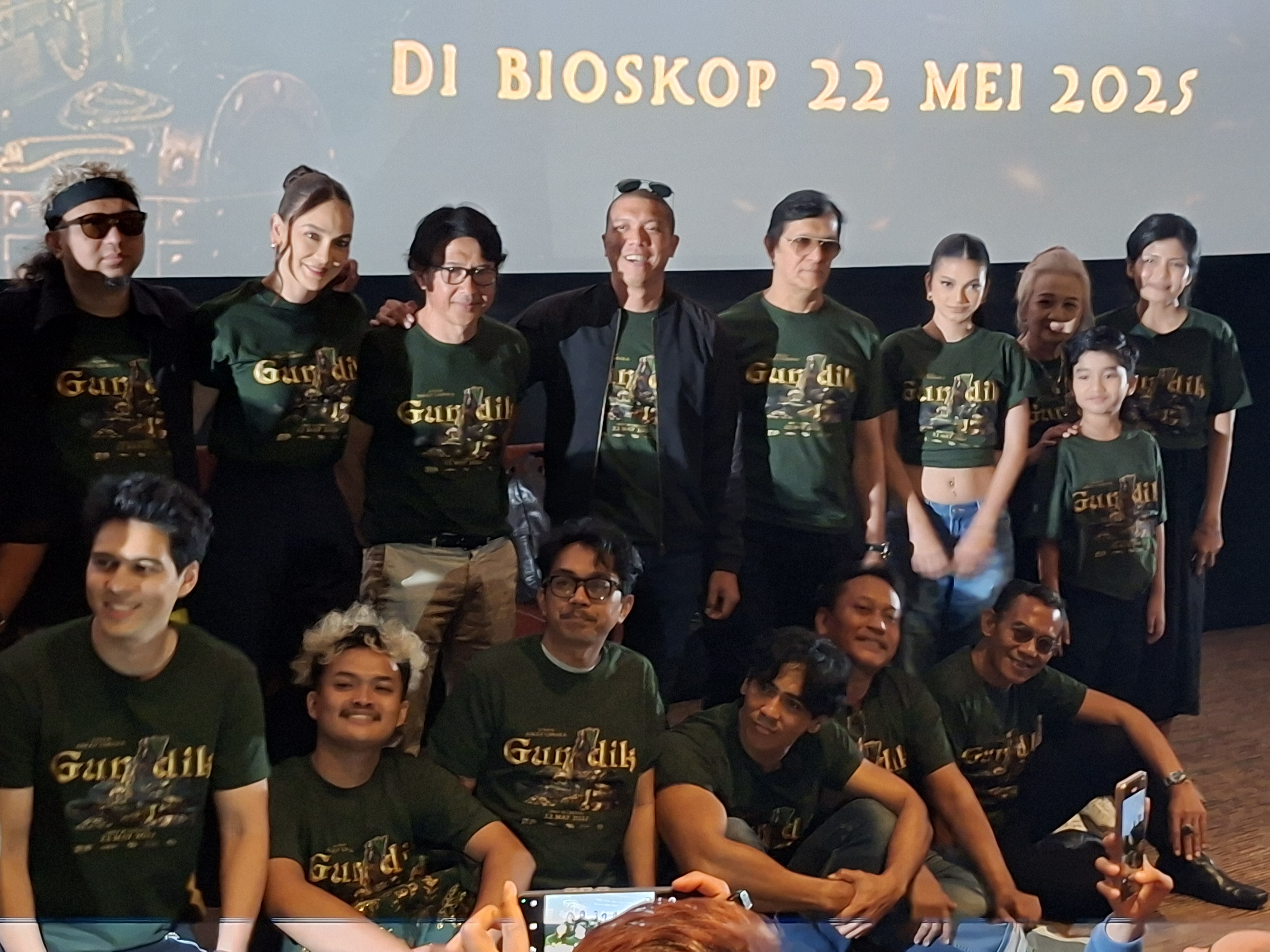 Siap-Siap Saksikan Pengantin Baru Luna Maya-Maxime Main Bareng di Bioskop!