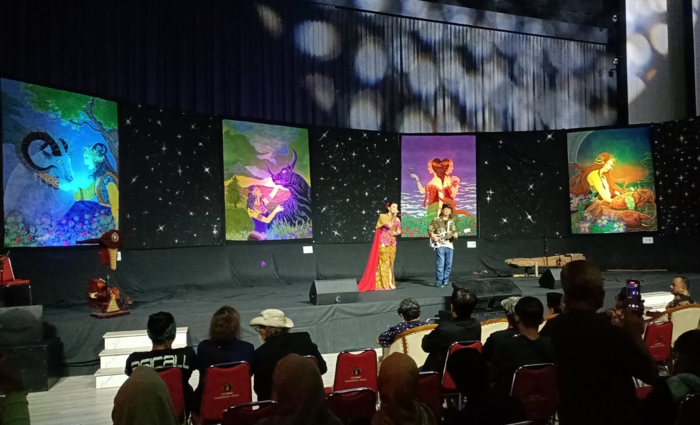 Mbois! Ada Pameran Lukisan Batik dengan Multimedia di UB, Namanya Pameran TITI RASI