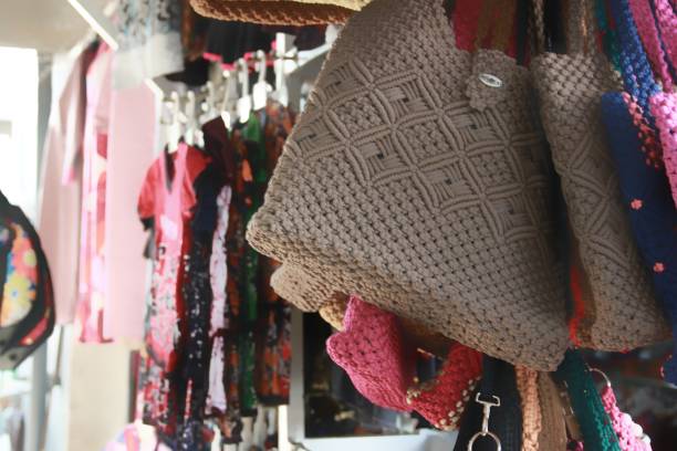 Survei Membuktikan, Gen Z dan Milenial Lebih Memilih Produk Lokal dalam Preferensi Konsumsi! 