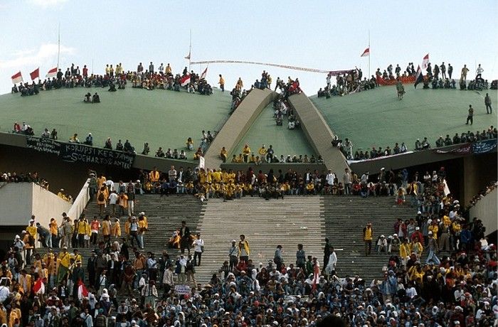 21 Mei, 27 Tahun Reformasi, Ketika Mahasiswa Mengguncang Rezim dan Membuka Jalan untuk Perubahan